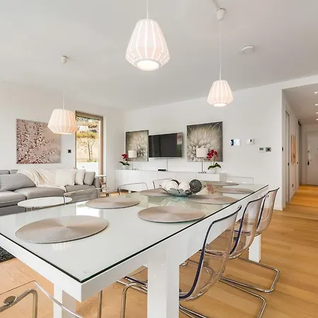 Luxury Apartment Bel Etage With Swimming Pool Apartment