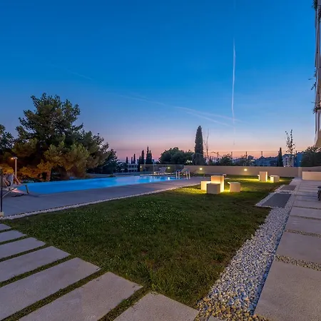 Luxury Apartment Bel Etage With Swimming Pool *